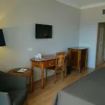 Golden Tulip Porto Gaia Отель