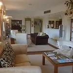 Golden Tulip Porto Gaia Вила-Нова-ди-Гая