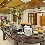 Отель Golden Tulip Porto Gaia 4*