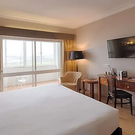 Golden Tulip Porto Gaia