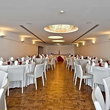 Golden Tulip Porto Gaia