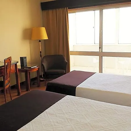 Golden Tulip Porto Gaia فندق فيلا نوفا دي غايا
