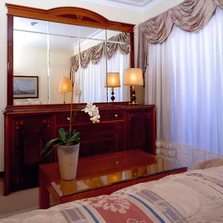 Golden Tulip Porto Gaia Vila Nova de Gaia
