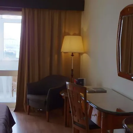 Hotel Golden Tulip Porto Gaia 4*