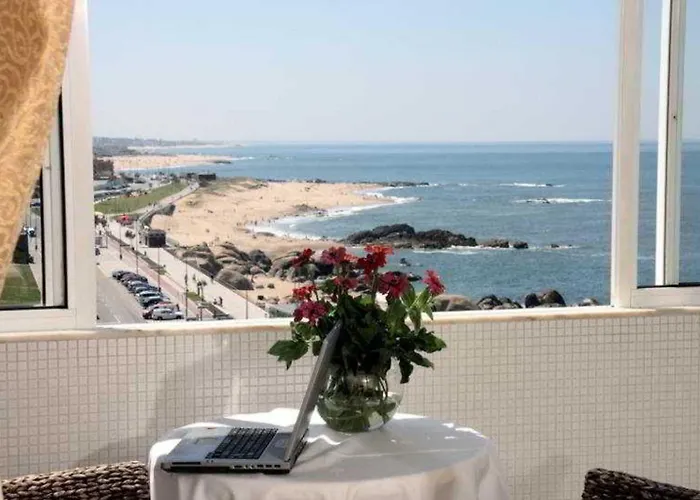 호텔 Golden Tulip Porto Gaia 4*