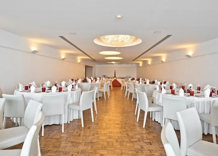 Golden Tulip Porto Gaia