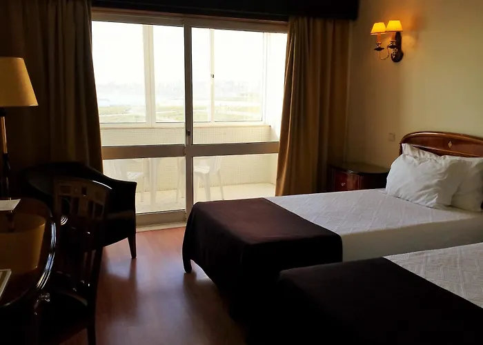 Hotel Golden Tulip Porto Gaia 4*