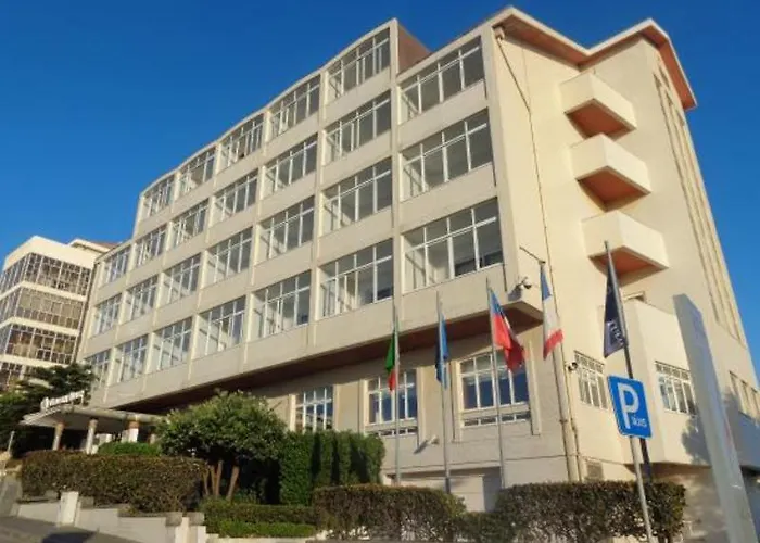 Golden Tulip Porto Gaia 4* 빌라노바데가이아